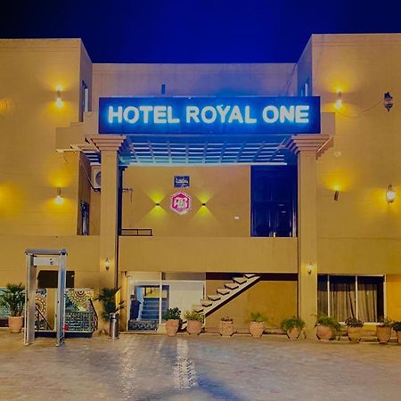 Hotel Royal One Μουλτάν Εξωτερικό φωτογραφία