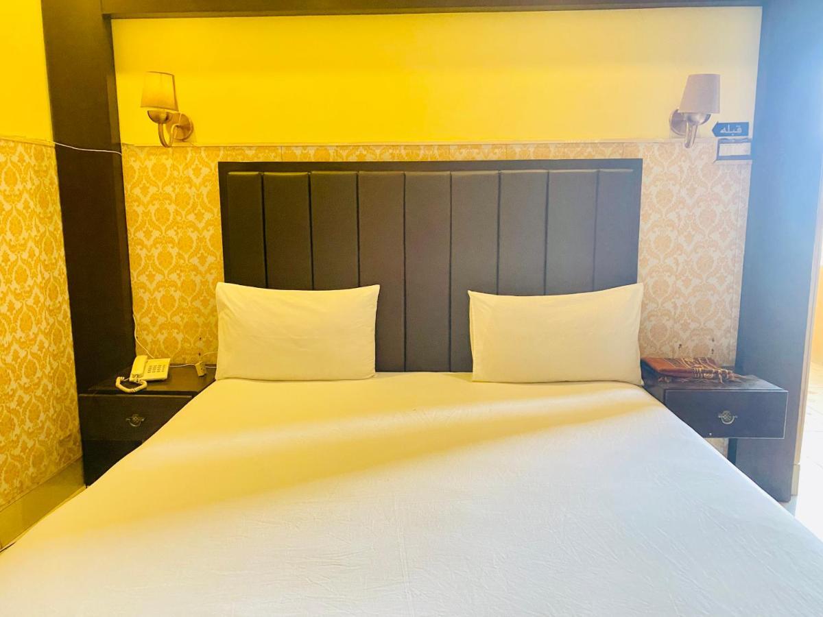 Hotel Royal One Μουλτάν Εξωτερικό φωτογραφία